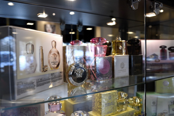 Markowe perfumy i zestawy w wyjątkowych cenach - Las Palmas